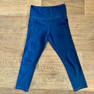 Zyia cropped leggings, size 4